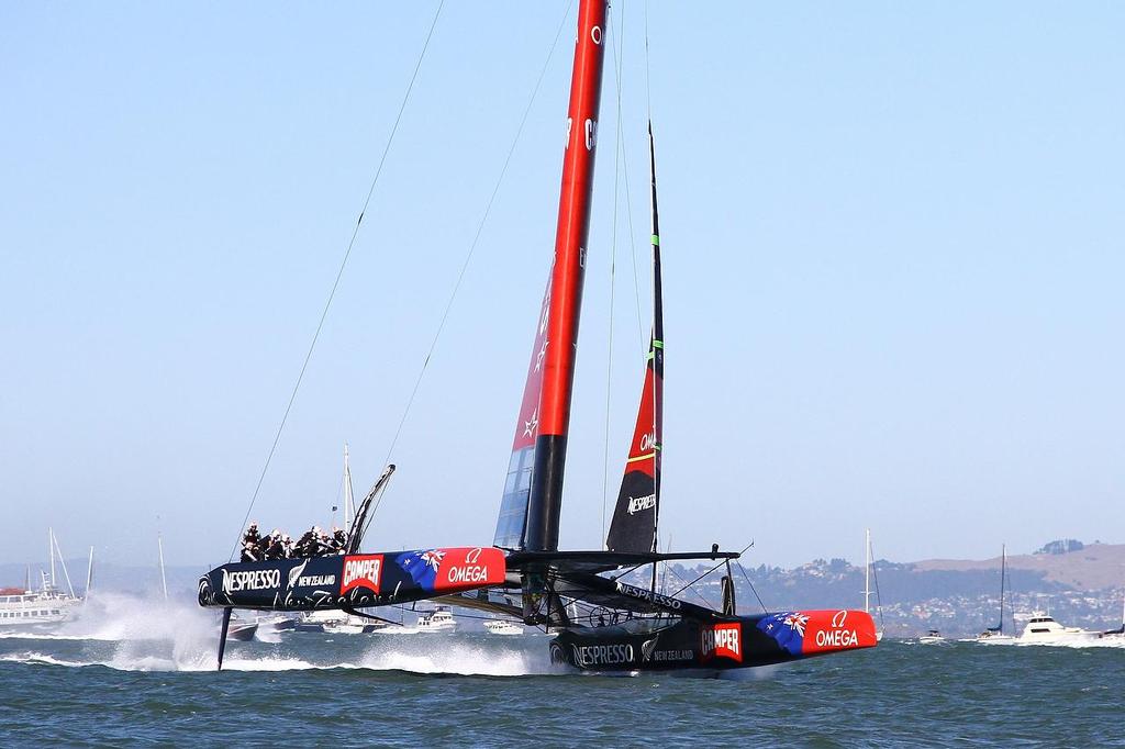 Oracle Team USA v Emirates Team New Zealand. America’s Cup Day 6 San Francisco. Emirates Team NZ approaches the finish line for a crucial win in Race 10 © Richard Gladwell www.photosport.co.nz